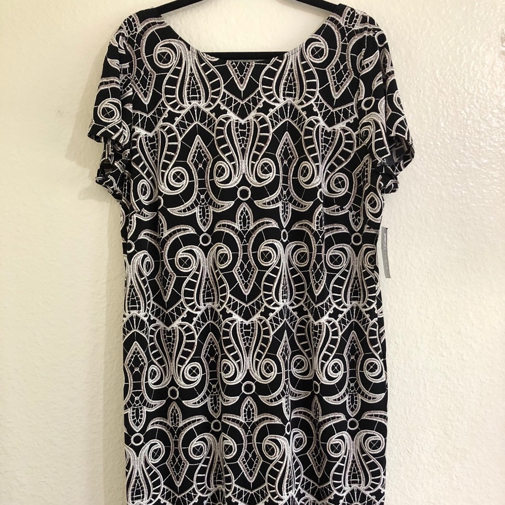 RN STUDIO DRESS - Picture 2 of 7